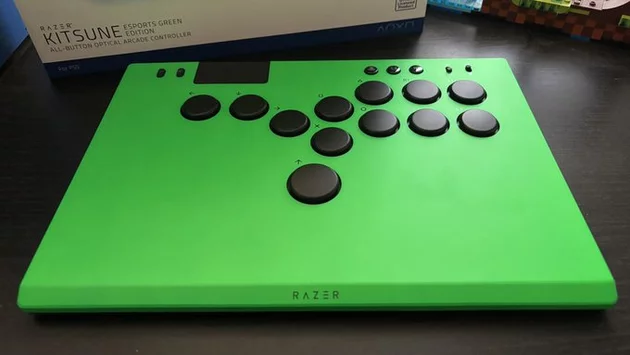 Razer Kitsune Review: Featherweight Fighting Power