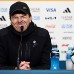 Coach Faces Questions With Australia 'Teetering' At World Cup