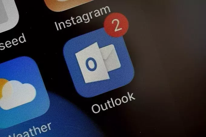 Microsoft Testing Fix for Widespread Outlook Email Delays