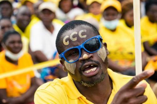 Zimbabwe Releases 25 Opposition Members On Bail