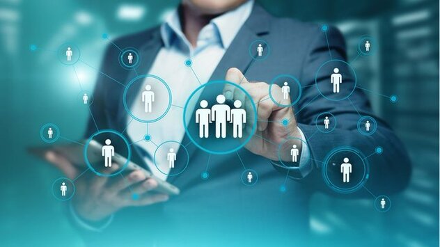 Bridging IT and Communications for a Better Intranet