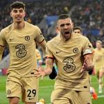 Chelsea Continue Revival, Kane Double Lifts Tottenham