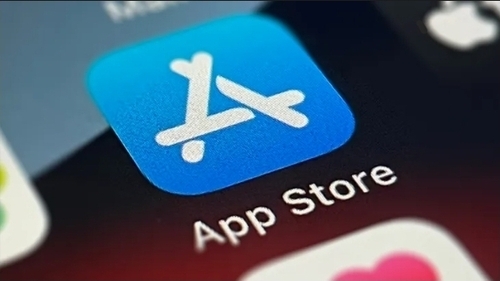 US App Store Downloads Are Dropping, New Data Indicates
