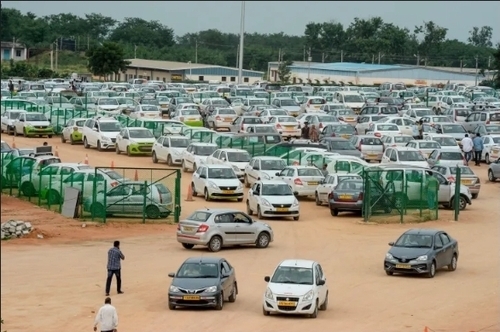 Vanguard Cuts Indian Ride-Hailing Giant Ola’s Valuation By 52%