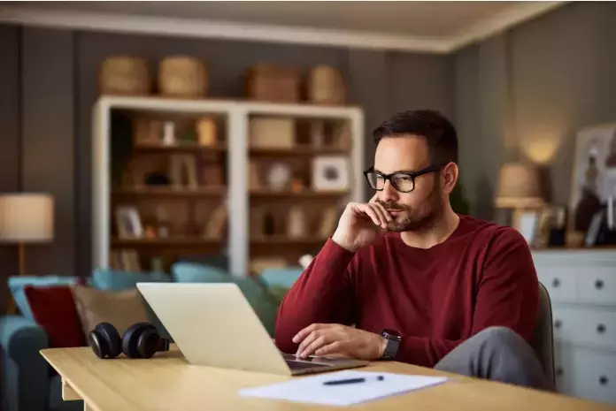 How to Find and Get Hired for a Remote Job: 5 Strategies