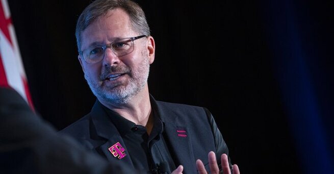 T-Mobile CEO Mike Sievert to Step Down, Successor Named