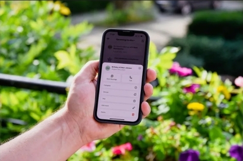 New App Moments Helps You Maintain Your Personal And Professional Relationships