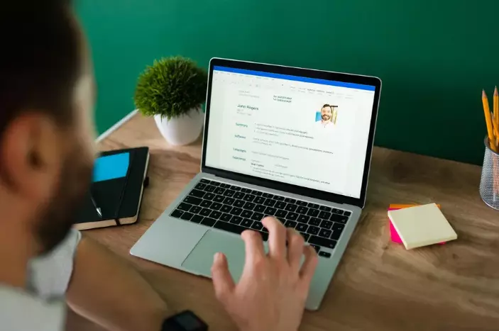 The Resume Updates 2026 Hiring Managers Actually Care About