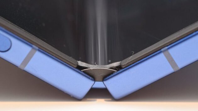 Samsung Galaxy Z Flip 7 Durability Test Surprises Users