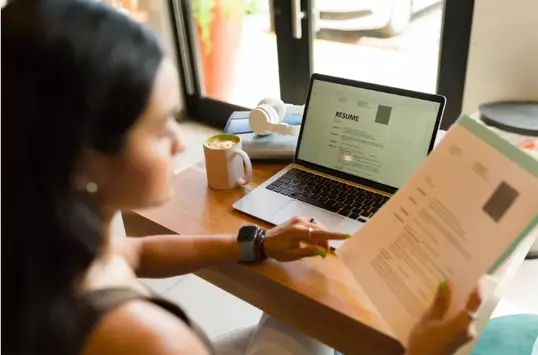 4 Career Documents You Should Refresh At The Start Of The Year