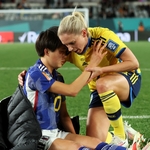 Swede Andersson Shows Sporting Side By Comforting Japan's Hamano