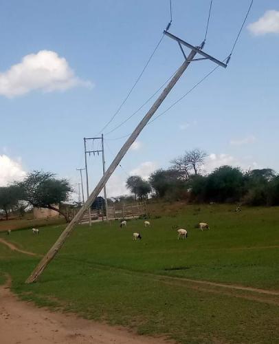 Kajiado Residents Raise Concerns Over Hanging KPLC Wires