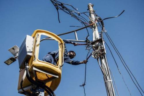 S Africa Electricity Company Steps Up Power Cuts