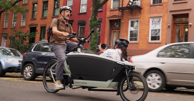 Why Your Next Ride Should Be an Electric Cargo Bike
