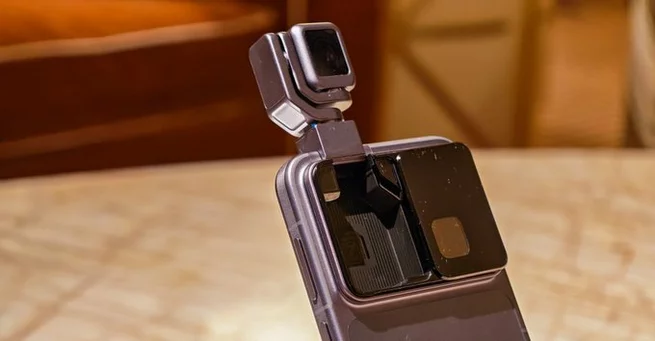 Phones Get Weird at MWC 2026: Rotating Cameras & Robot Arms
