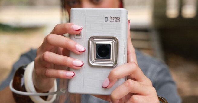 Fujifilm’s Instant Camera Gets A Selfie Upgrade