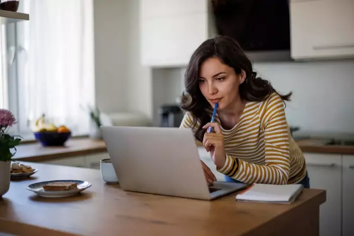 Do Cover Letters Still Matter? 6 Recruiters Share the Truth in 2025