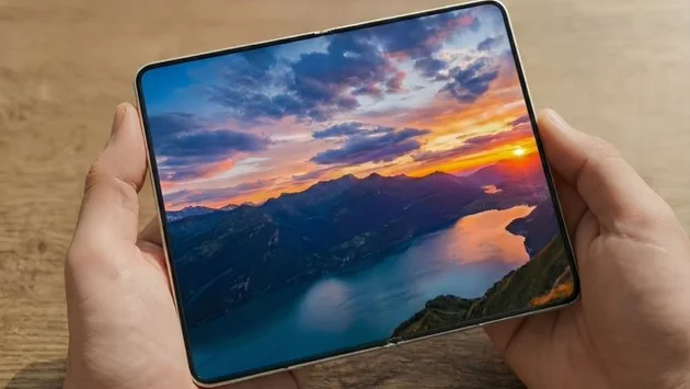 iPhone Fold Sparks Samsung Rival With 7.6-Inch Wide Fold