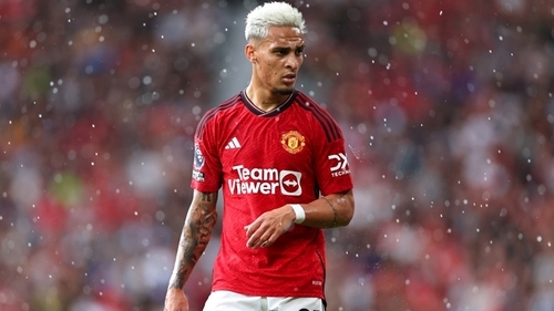 Antony Delays Manchester Utd Return To Address Assault Allegations
