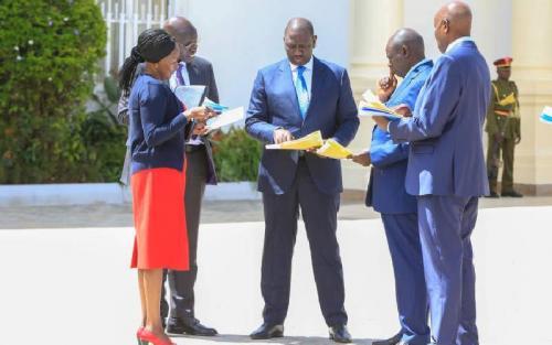 Inside Education Review Team's Proposals Quietly Handed To State House