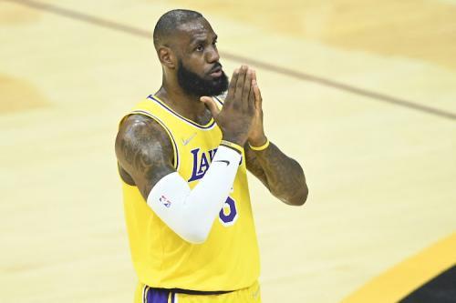 Lakers Accuse NBA Of Cheating After ‘Gut-Wrenching’ Ref Error