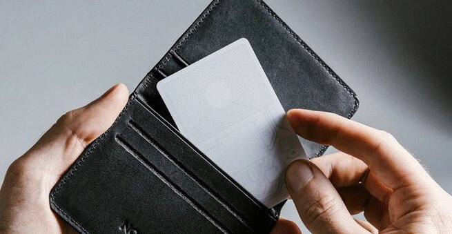 Never Lose Wallet With Nomad’s Slim Tracker