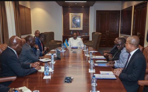 Uhuru Convenes Urgent Meeting With EAC Advisors To Review DRC Security Crisis
