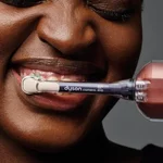 Smart Camera Mouthwash Flosser Targets Gaps Automatically