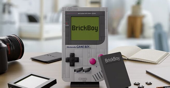 BrickBoy Kit Turns Lego Game Boy Playable