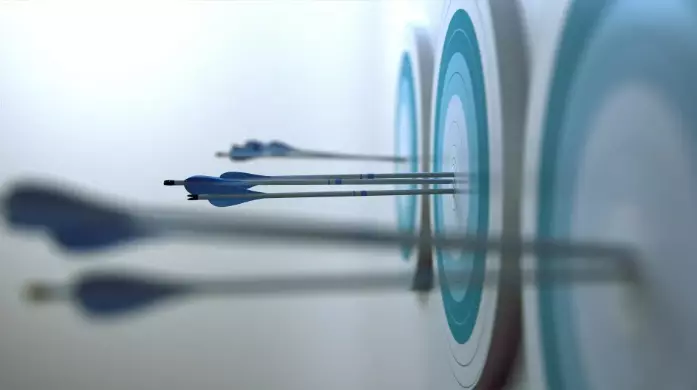 Is Challenging Others a Positive or Negative Leadership Trait? Data from 139,267 Managers