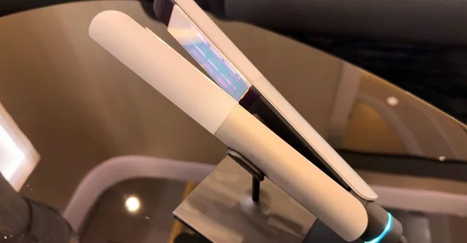 Light Straight: L’Oréal’s Infrared Flat Iron