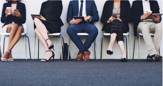 What to Wear to a Job Interview: Best Looks by Industry