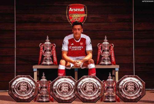 Former Arsenal Midfielder Mesut Ozil Retires At 34