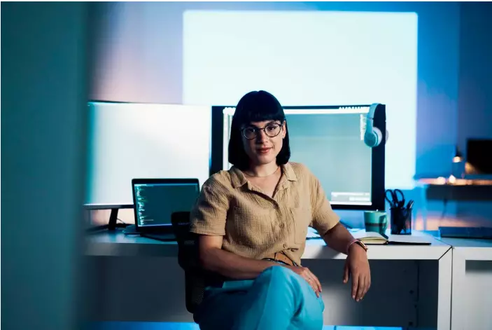 Women Have Edge In AI. We Need Confidence To Use It, Or Lose It