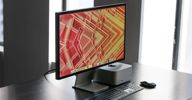 Apple Studio Display Price Drops