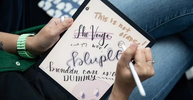 Kindle Scribe Colorsoft Review: Worth the Hype?
