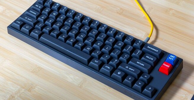 Hands On with Ursa: The Topre Keycap Revolution