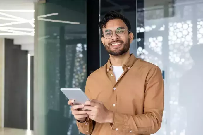 How Millennials Can Sell Expertise Without Ignoring the Costs