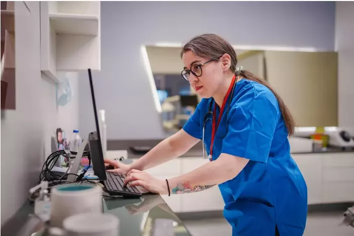 Is AI a Threat to Healthcare Jobs? Roles at Risk and Safe Careers