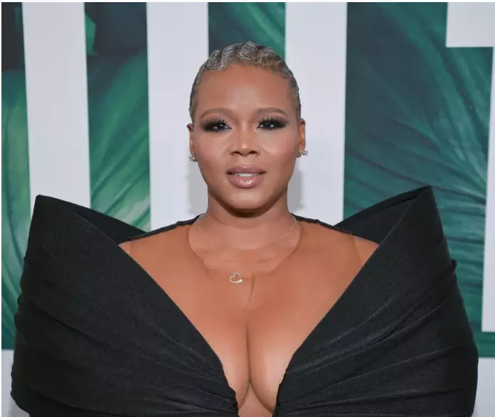 Fashion Bomb Daily: 20 Years, Older Than Instagram