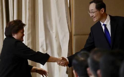 Philippines Confronts Chinese Diplomats Over Sea Disputes
