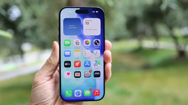 iOS 26 Adoption Hits Shockingly Low Numbers