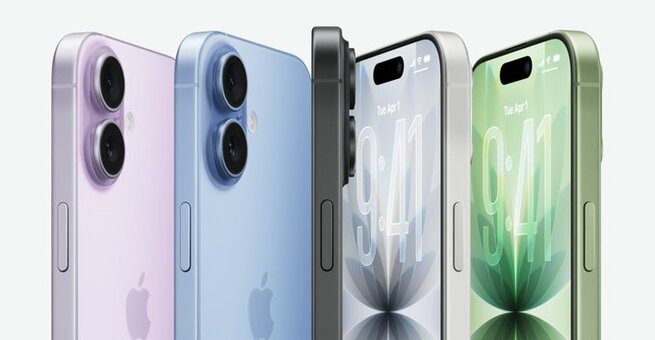 Apple iPhone 17 Review: Camera And Display Upgrades