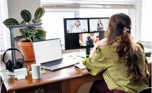 How To Ask For Flexible Work, Even If Your Company Enforces An RTO