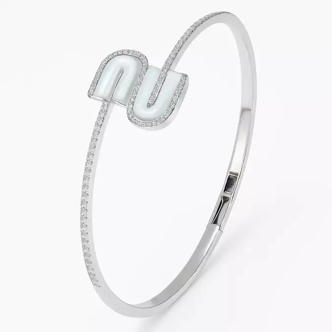 Women Silver Bracelet – Graceful Jewellery for Daily Fashion