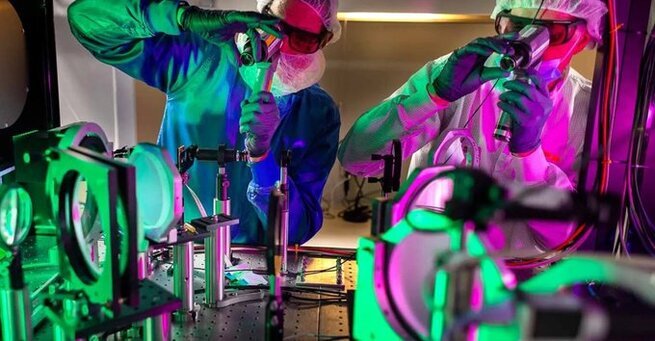 ZEUS Laser Breaks U.S. Power Record With 2 Quadrillion Watts