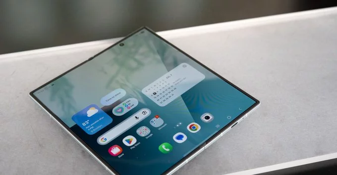 Samsung’s New Foldable Display: Tougher, Less Prone to Creases and Damage