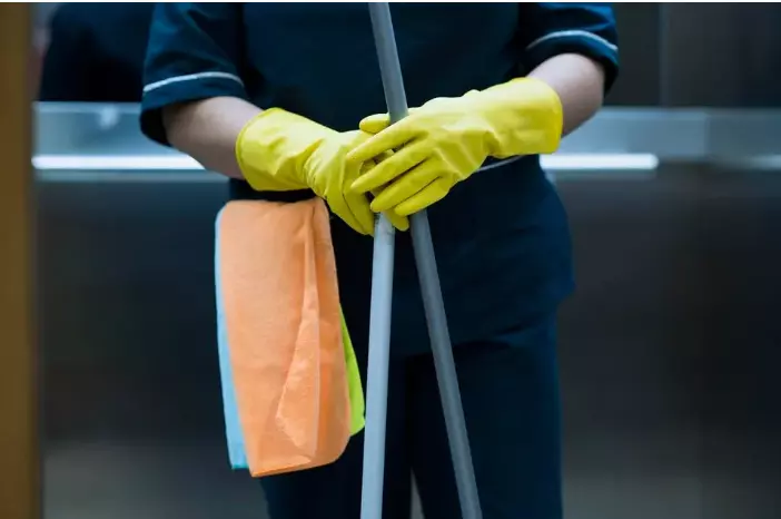 8 Tips to Spring Clean Your Career and Prevent Burnout