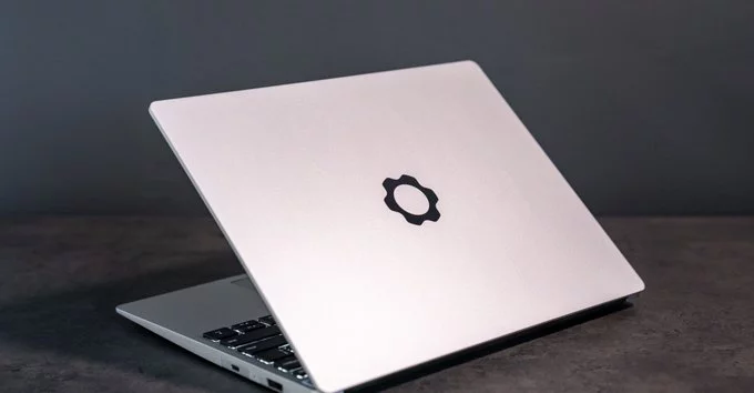 Linux Hints Build Hype for Framework April 21 Event