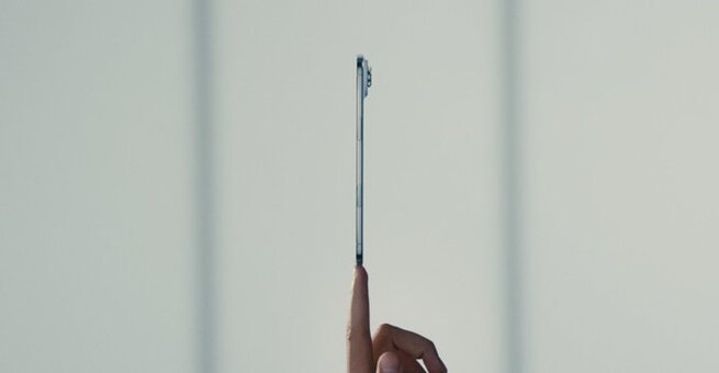 Apple iPhone Air Review: Thinnest iPhone Ever With Pro Performance